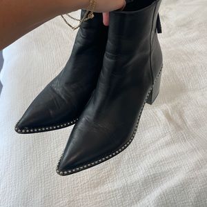 Steve Madden Boots